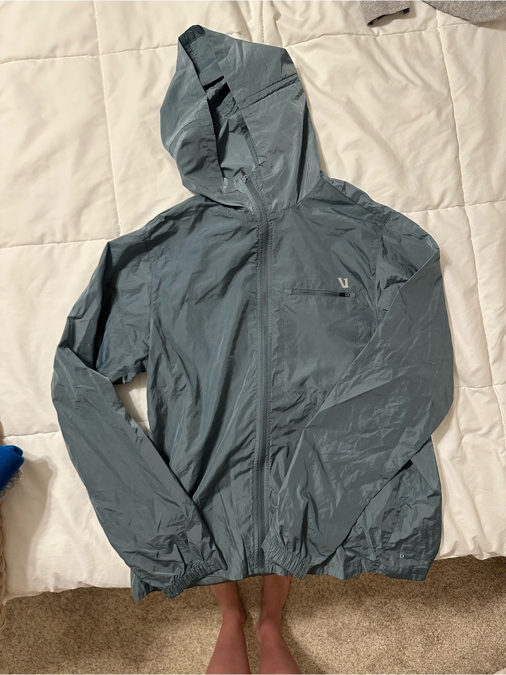 Vuori Lightweight Daybreak Windbreaker - Steel Blue